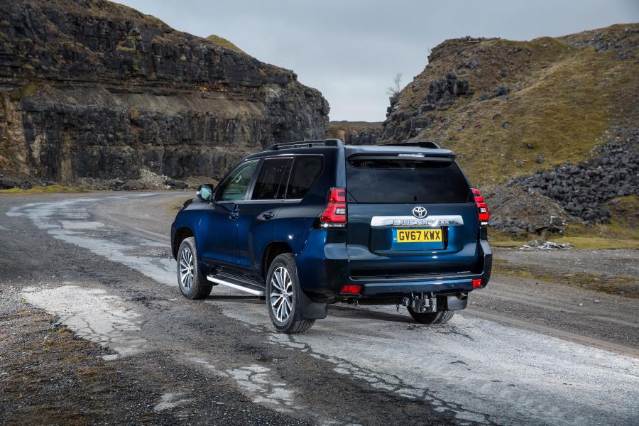  Toyota Land Cruiser Prado (150) 2018 года  (UK) (фото 24 из 40)